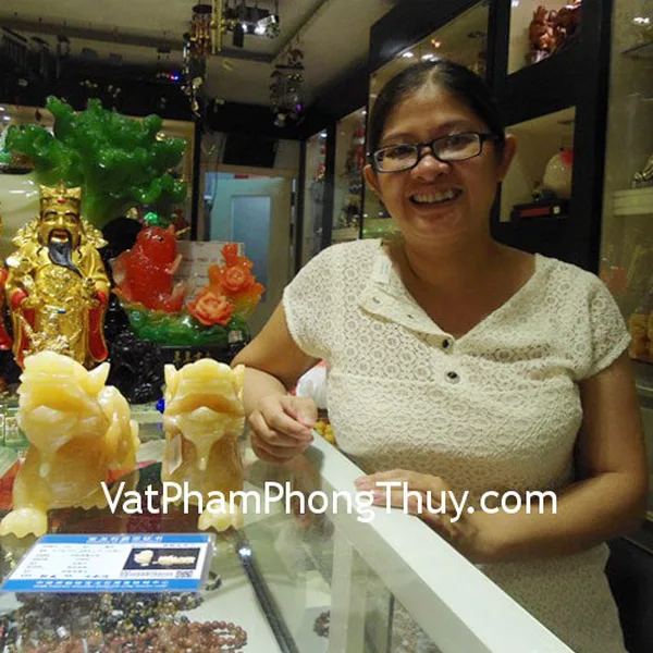Chị Duy - khách hàng mua Tỳ Hưu Hoàng Long H013