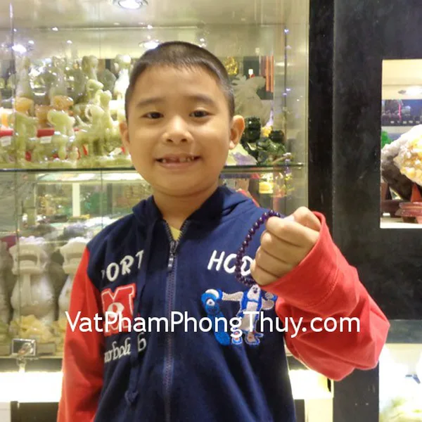 Mẹ con chị Trúc - khách hàng mua Chuỗi thạch anh tím S5157-S4-1614