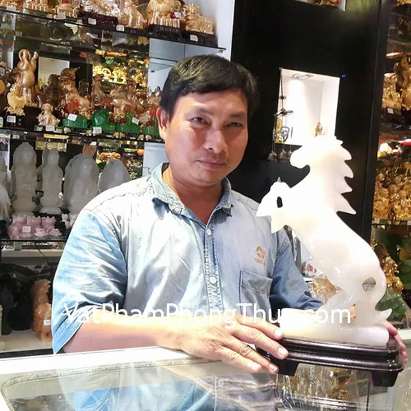 Anh Chí Hảo - khách hàng mua tượng Ngựa bạch ngọc AM165 và Bồn nguyên bảo hoàng long GM073