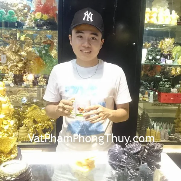 Anh Nam - Khách hàng mua Tỳ hưu bắc kinh đen trung BKD-M và thiềm thừ hoàng long nhỏ Gm022