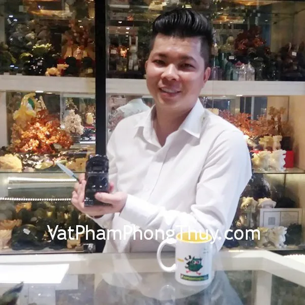 Anh Sang - khách hàng mua Tỳ hưu Bắc kinh đen BKD-M
