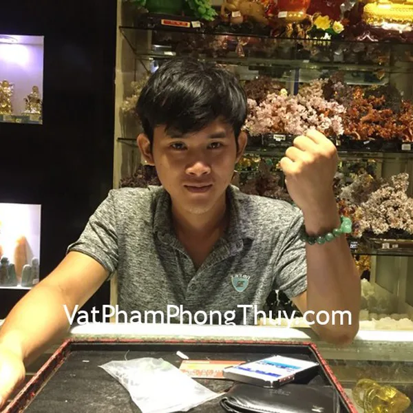 Anh Luân-khách hàng mua mặt tỳ hưu đông linh vảy rồng S932, chuỗi phỉ thúy xanh đậm trơn 14 li S6396