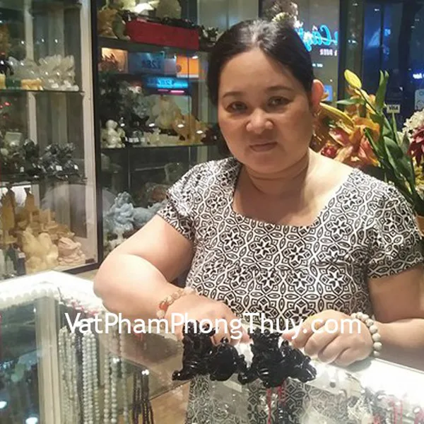 Chị Thảo - Khách hàng mua Tỳ hưu hắc ngà nhỏ GM009