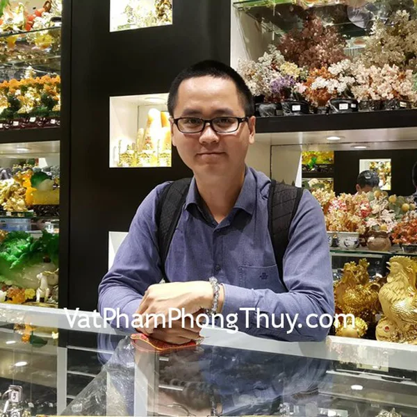 Anh Thế - khách hàng mua chuỗi mặt trăng S6648-S3-2939 và chuỗi thạch anh tóc đen S6388-S3-6172