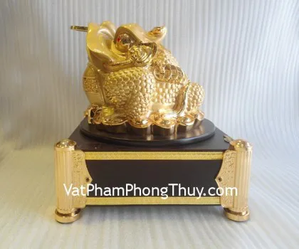 Thiềm thừ vàng xoay đế vuông to - chiêu tài kim thiềm A090