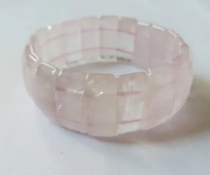 Chuỗi thạch anh hồng trung (28.7g- 19 bi) S6130-S3-861