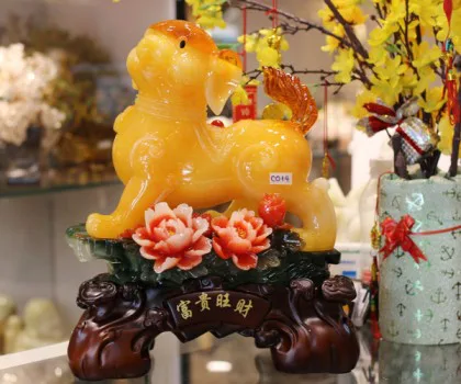 Chó ngọc vàng trên mẫu đơn - Phú quý vượng tài C014A