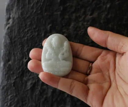 Phật bản mệnh phỉ thúy vân xanh nhạt ( Hư Không Tạng Bồ Tát - Tuổi Sửu + Dần ) S6638-2