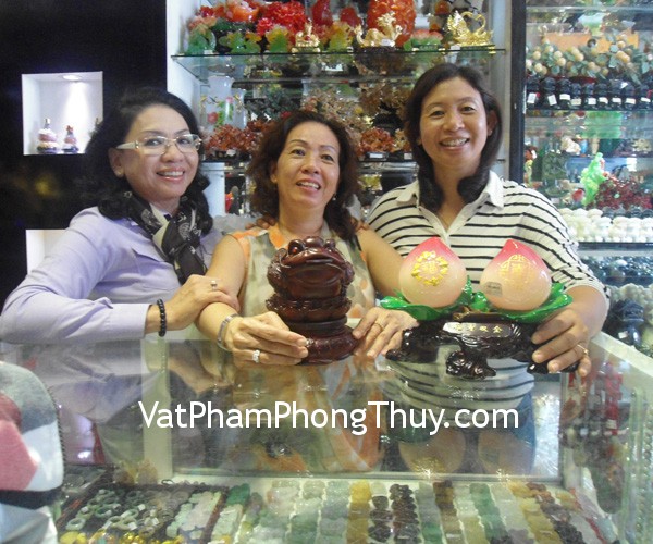 Chị Mai - Khách hàng mua thiềm thừ E087 và song đào H337G