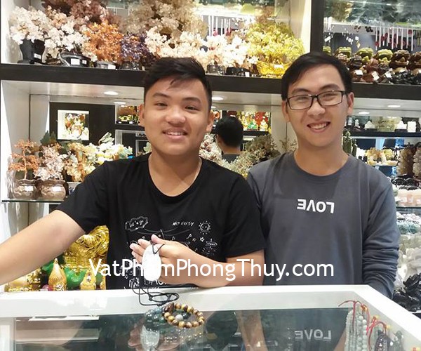 Anh Ngọc - khách hàng mua phật bản mệnh phỉ thúy S6638, chuỗi mã não rong biển S6451 và chuỗi tỳ hưu S6416